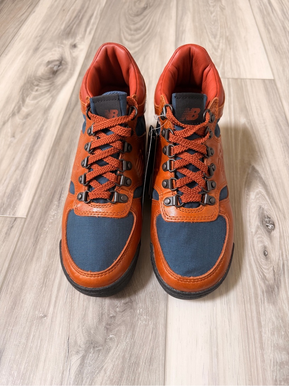 New Balance Rainier URAINOG Hiking Boots Men’s 5.5 D Women’s 7.5 NWT